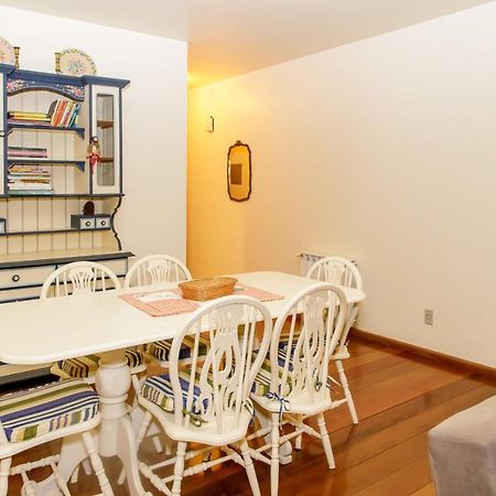 Apartamento Amplo E Aconchegante Na Av Das Hortencias No Centro De Gramado Zewnętrze zdjęcie