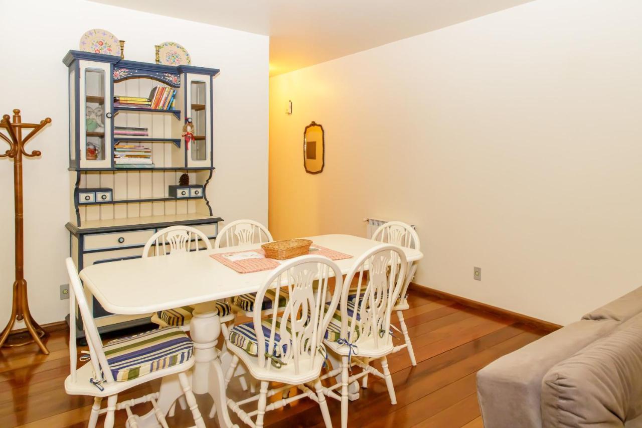 Apartamento Amplo E Aconchegante Na Av Das Hortencias No Centro De Gramado Zewnętrze zdjęcie
