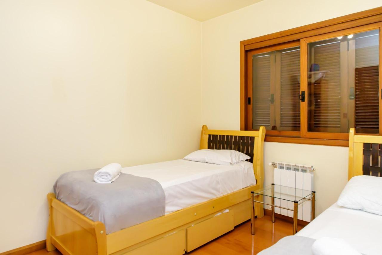 Apartamento Amplo E Aconchegante Na Av Das Hortencias No Centro De Gramado Zewnętrze zdjęcie